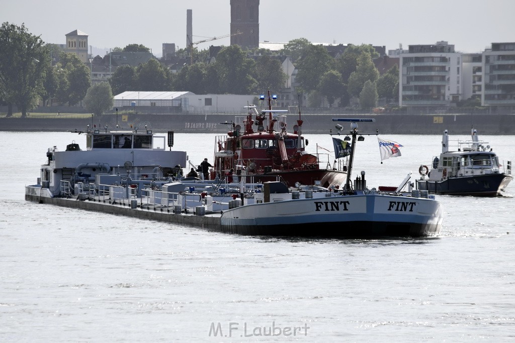 Schiff 1 Koeln in Hoehe der Koelner Zoobruecke P104.JPG - Miklos Laubert